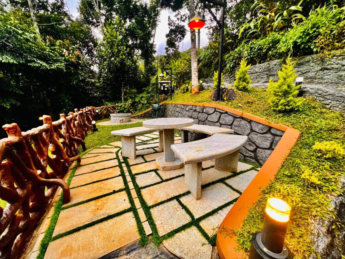 Blue Peaks Holiday Home Муннар Екстер'єр фото